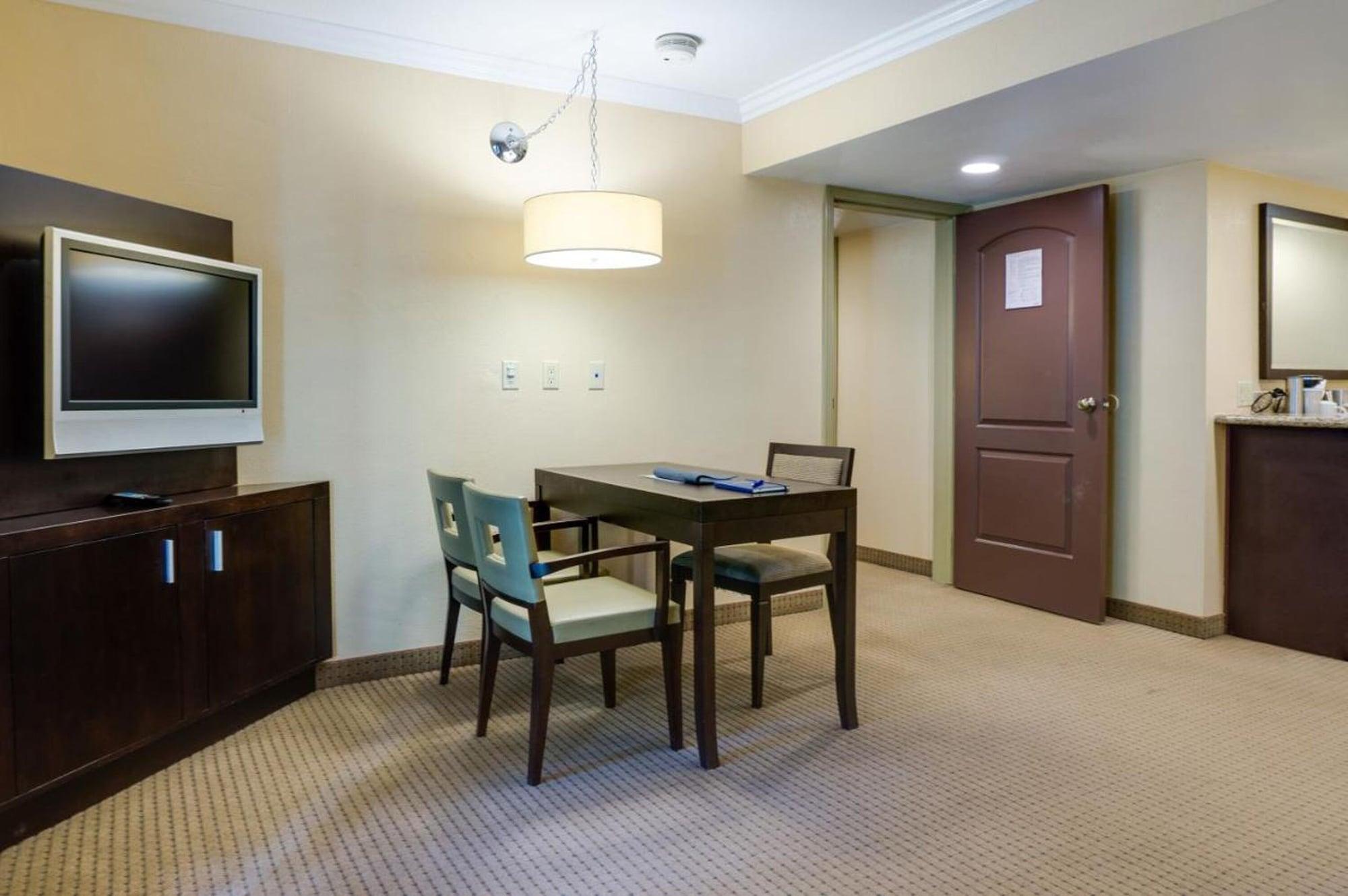 Buena Park Grand Hotel & Suites Bagian luar foto