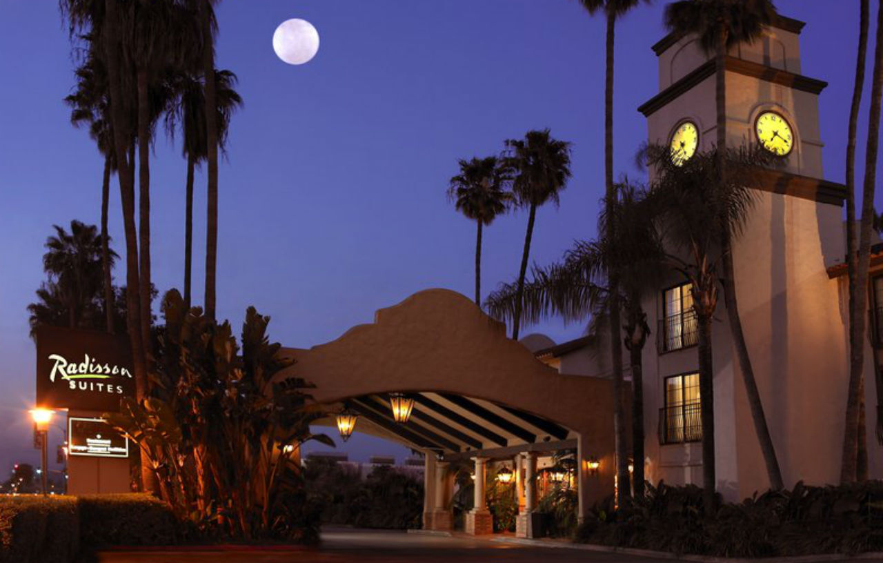 Buena Park Grand Hotel & Suites Bagian luar foto